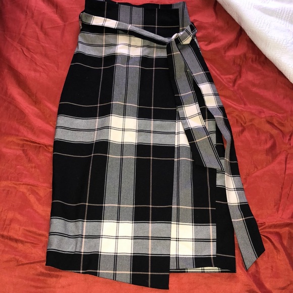 Wrap Pencil Skirt - Picture 4 of 4